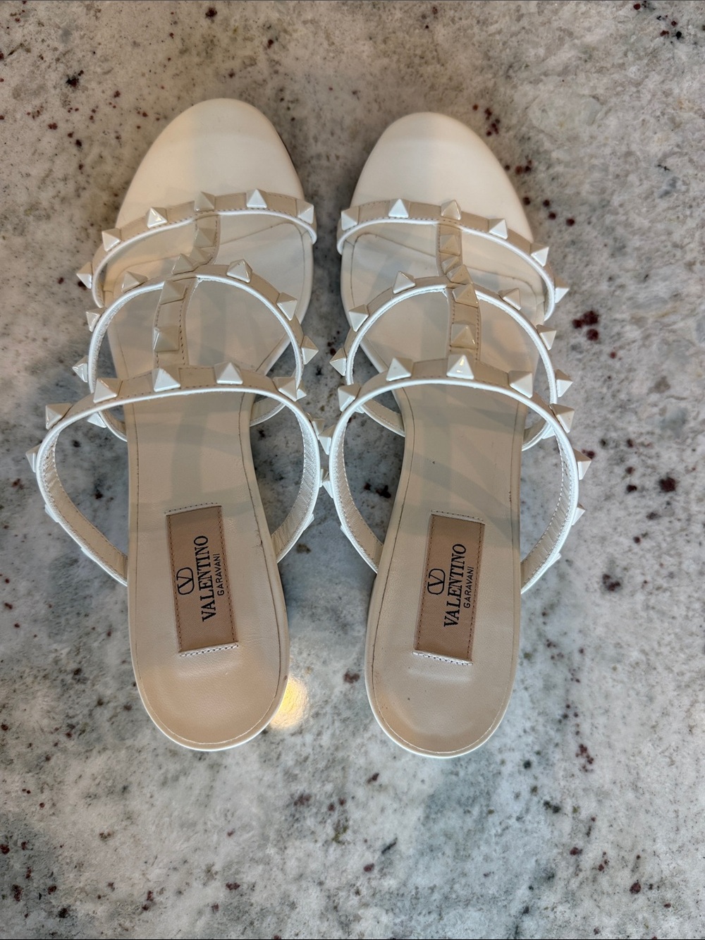 Valentino Garavani White Rockstud Multi-Strap Slide Sandals - Picture 4 of 10